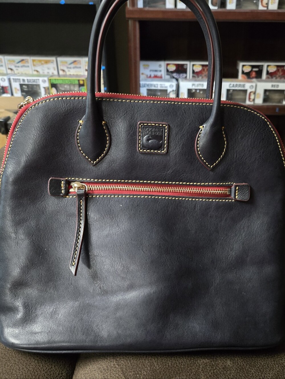 Like New Dooney And Bourke